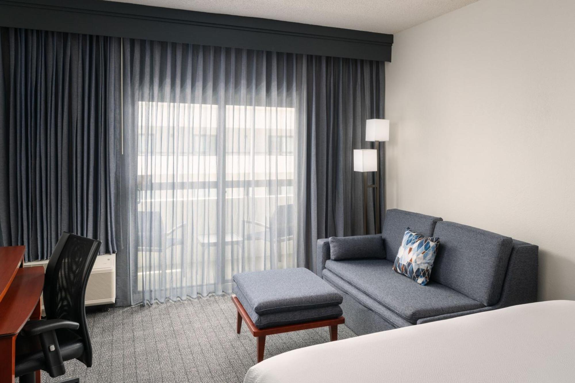 คอร์ตยาร์ด บาย แมริออท เมลเบิร์น เวสต์ Hotel ภายนอก รูปภาพ